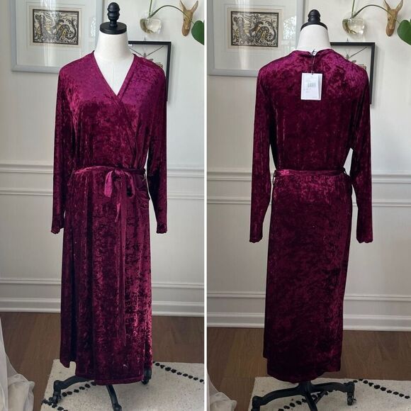 NWT Glamorous Curve Burgundy Crushed Velvet Wrap Dress $119 16 - Picture 1 of 10